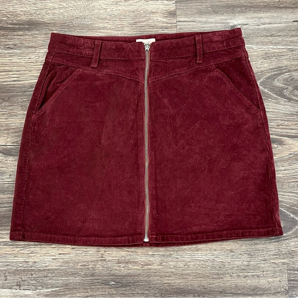SO Women’s Sz 13 31 Junior High Rise Mini Red Corduroy Skirt
